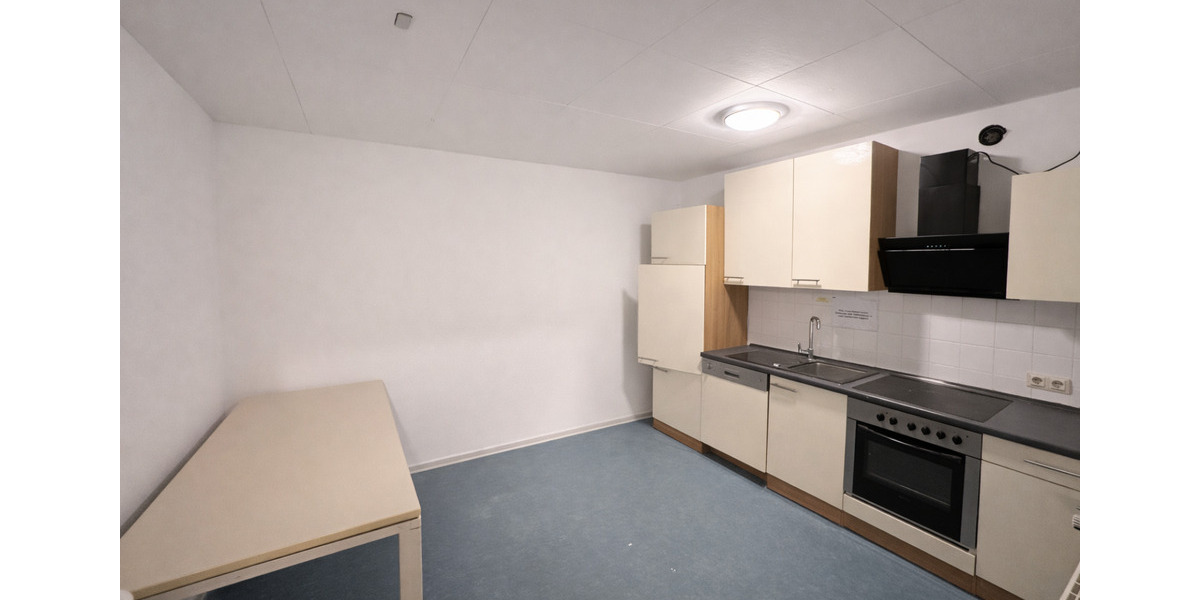 Etagenwohnung Bremerhaven Mitte - 5 Zimmer, 175 m&sup2;, 1.050&euro; | Angebot:25875195