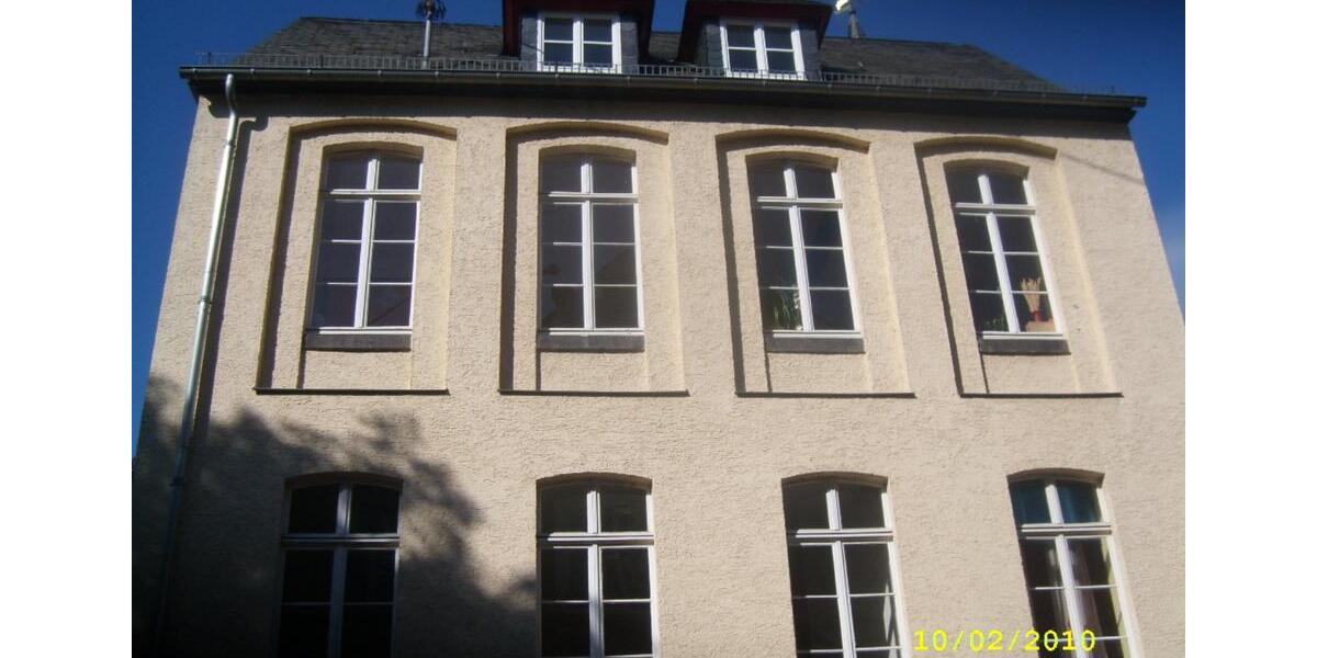 Ausgefalle Wohnung im Zentrum LinzRhein im hist. Schulgebäude 3 zimmer