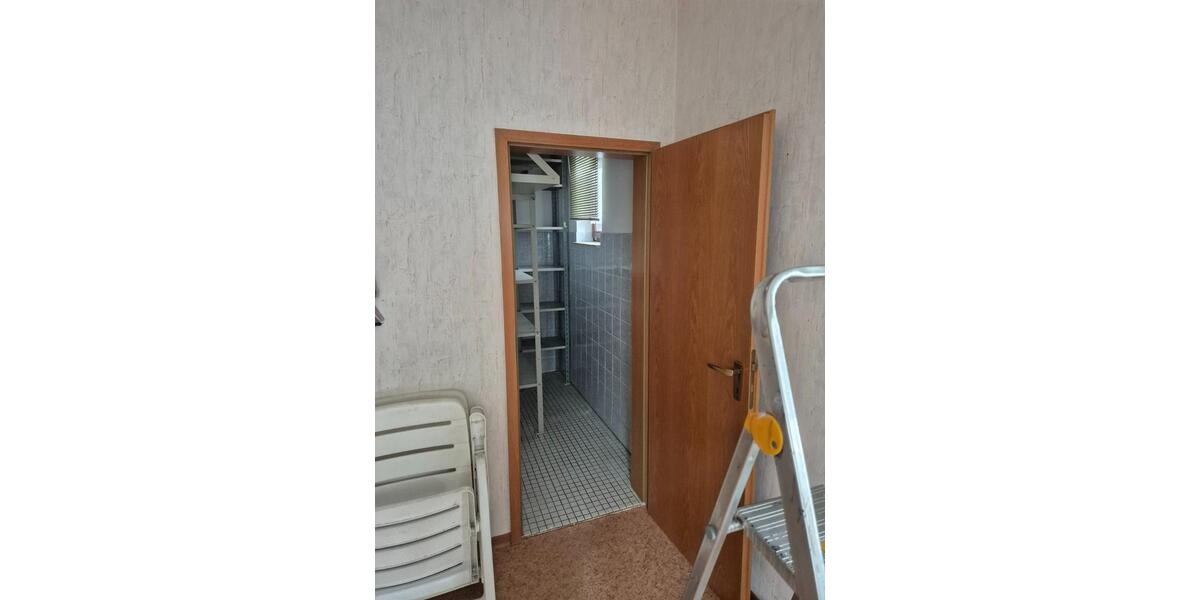 EFH IN KB mit GARTEN u. GARAGE, ruhige Lage KB Nähe Südbahnhof 4 zimmer