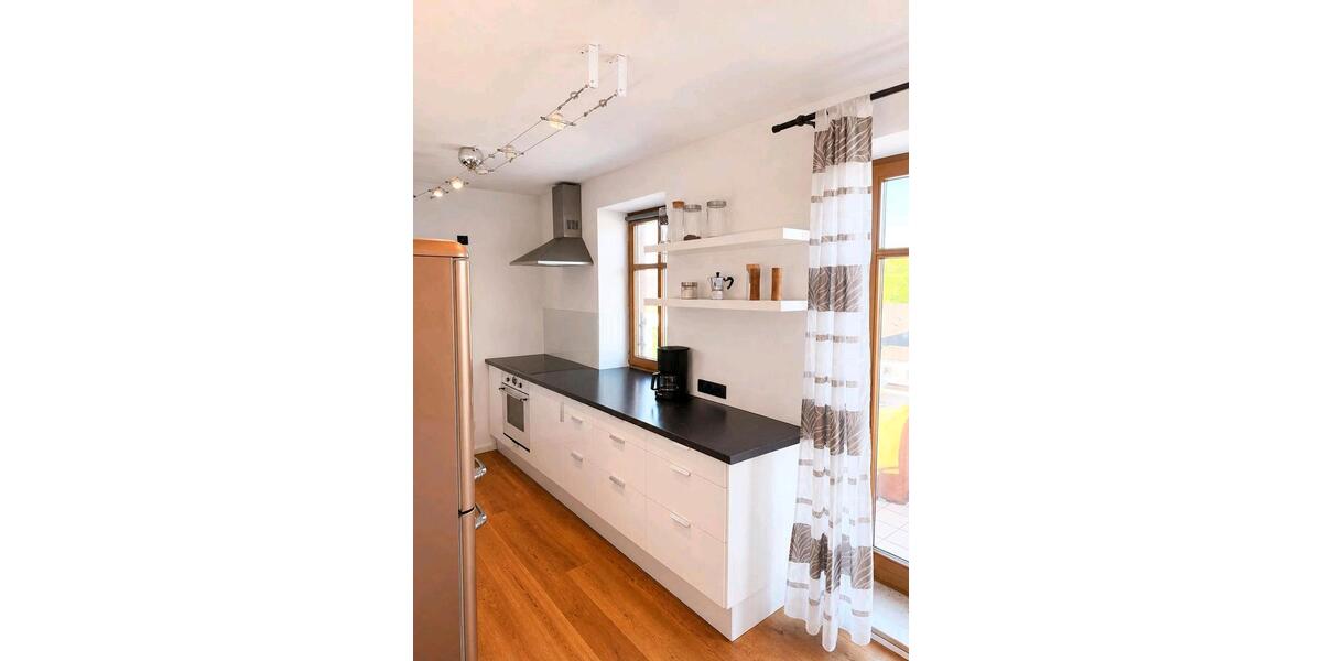 Dachgeschoßwohnung Furth - 2 Zimmer, 66 m&sup2;, 900&euro; | Angebot:26485684