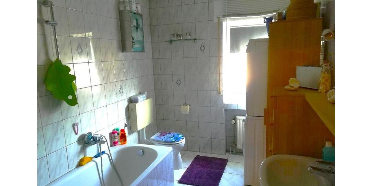 Dachgeschoßwohnung Weibern - 4 Zimmer, 83 m&sup2;, 460&euro; | Angebot:26385780