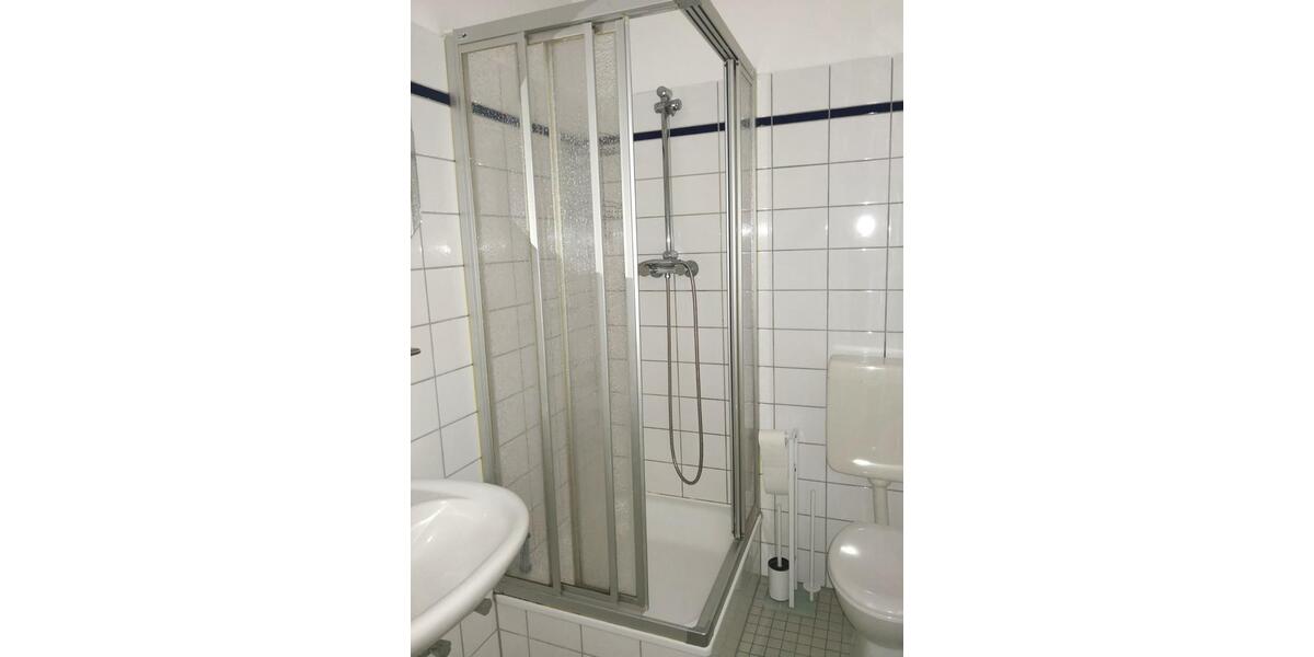 Dachgeschoßwohnung Bernburg (Saale) - 2 Zimmer, 44 m&sup2;, 295&euro; | Angebot:25784782