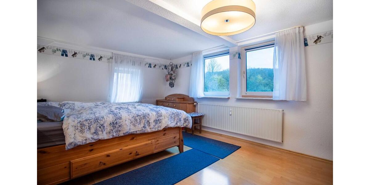 Einfamilienhaus Waldkappel - 4 Zimmer, 157 m&sup2;, 1.340&euro; | Angebot:26220799
