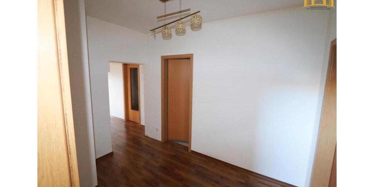 Dachgeschoßwohnung Hettstedt - 4 Zimmer, 87 m&sup2;, 420&euro; | Angebot:25990009
