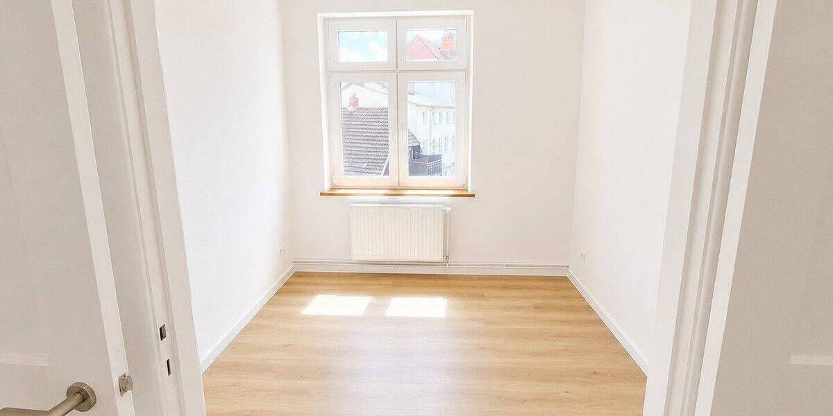 Etagenwohnung Stralsund Frankenvorstadt - 4 Zimmer, 82 m&sup2;, 1.075&euro; | Angebot:26831989