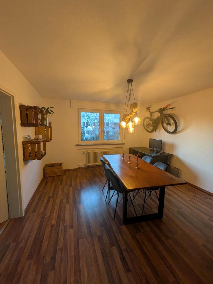 2er-WG in 123 qm zentralerruhiger Wohnlage, 4 Zimmer, 2 Balkone zimmer