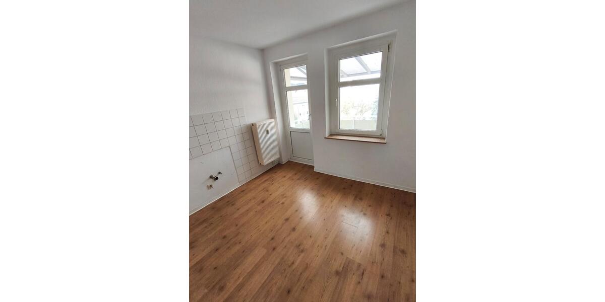 Etagenwohnung Pirna - 2 Zimmer, 61 m&sup2;, 439&euro; | Angebot:25902815