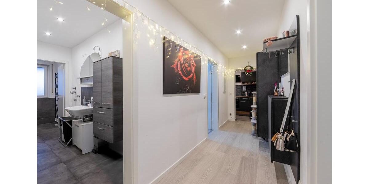 Hochwertig sanierte 3-Zimmer-Wohnung mit Aufzug & Balkon 3 zimmer