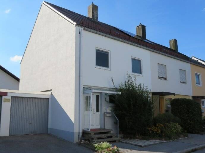 Nur 5 Gehminuten zum Bahnhof - Schönes Reiheneckhaus in ruhiger Lage 5 zimmer