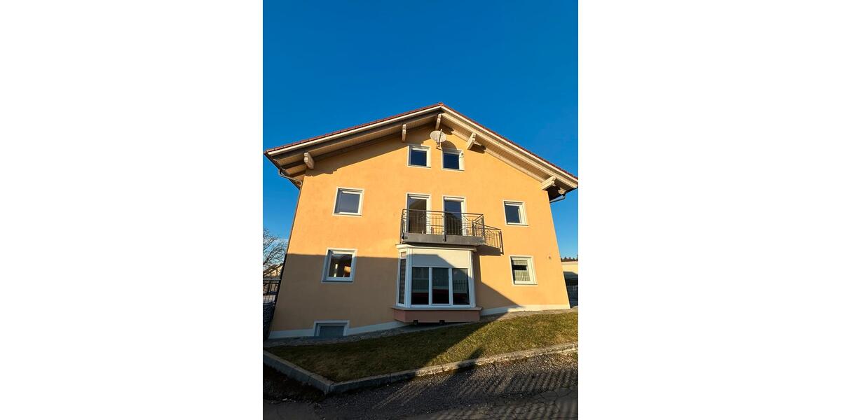 Etagenwohnung Winzer - 6 Zimmer, 176 m&sup2;, 1.350&euro; | Angebot:24280302