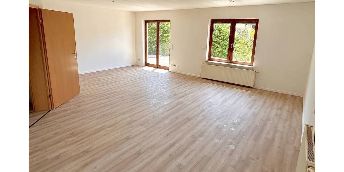 Etagenwohnung Bad Hersfeld / Johannesberg Bad Hersfeld - 2 Zimmer, 90 m&sup2;, 768&euro; | Angebot:26787185