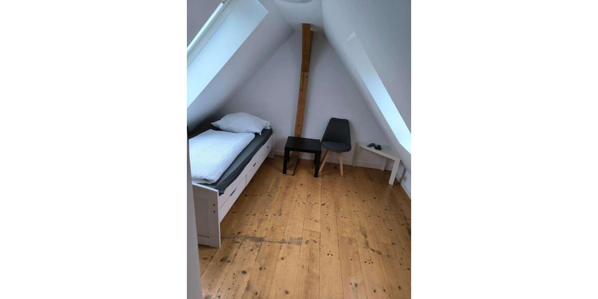 Einfamilienhaus Glinde - 6 Zimmer, 120 m&sup2;, 2.500&euro; | Angebot:26478649