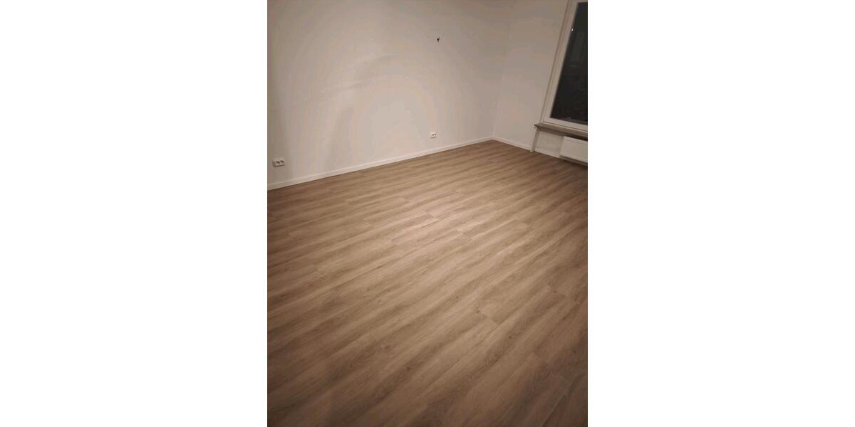 Erdgeschoßwohnung Laatzen - 3 Zimmer, 78 m&sup2;, 1.000&euro; | Angebot:24671005