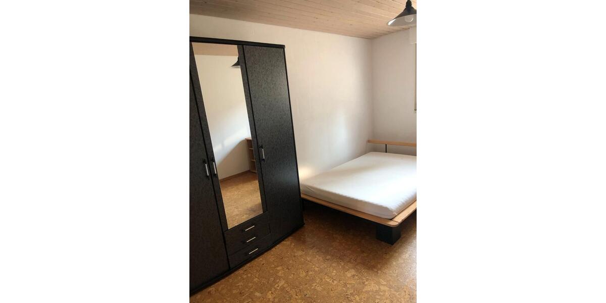 Wohnen auf Zeit Rottenburg am Neckar - 20 Zimmer, 75 m&sup2;, 370&euro; | Angebot:26553498