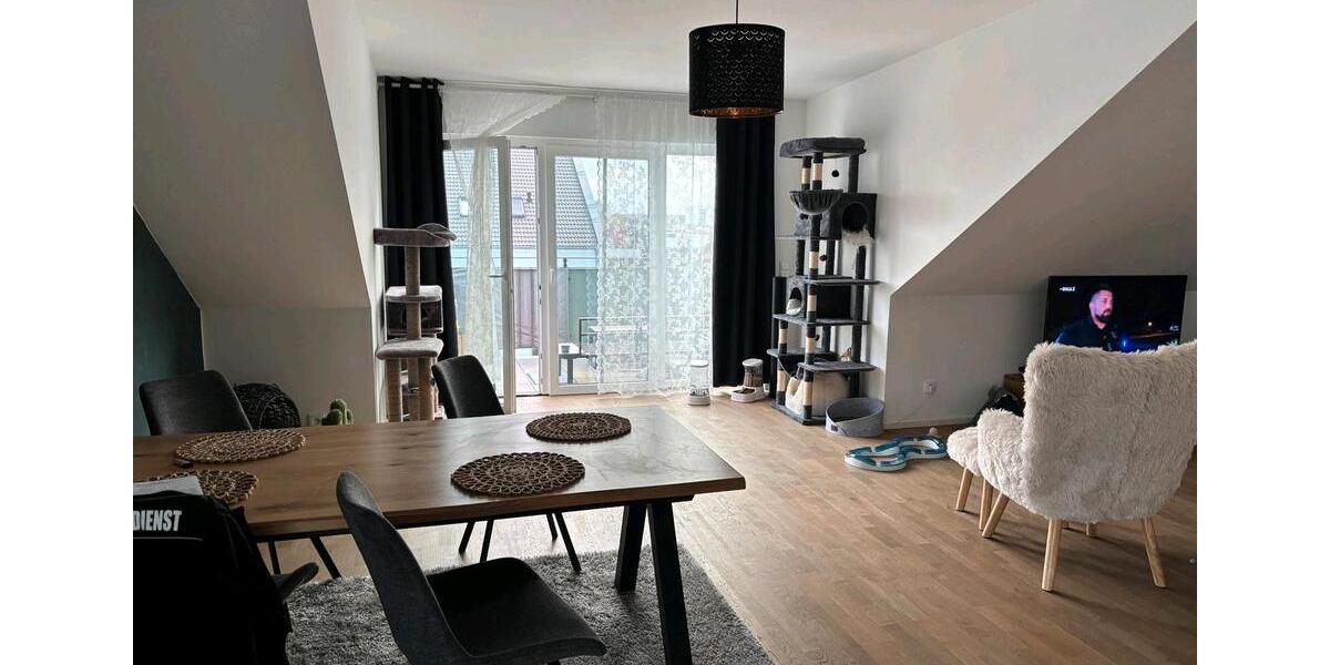 Dachgeschoßwohnung Wunstorf - 3.5 Zimmer, 120 m&sup2;, 1.308&euro; | Angebot:26035351