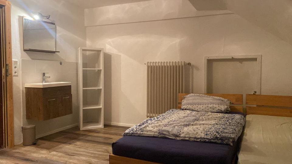 Schönes Zimmer ab sofort für 1 oder 2 Monate, Kreut Alm