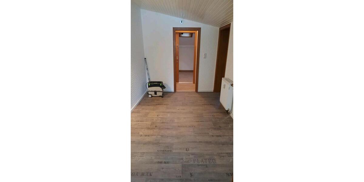 Dachgeschoßwohnung Birresborn - 4 Zimmer, 100 m&sup2;, 650&euro; | Angebot:24829579