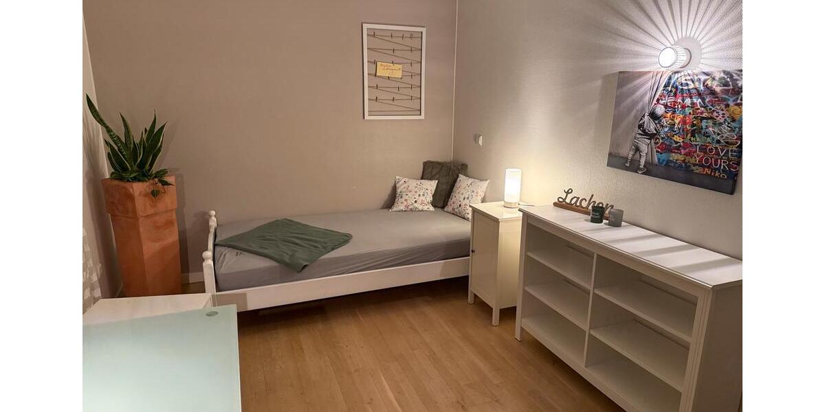 Wohnen auf Zeit Haselünne - 4 Zimmer, 100 m&sup2;, 374&euro; | Angebot:25963666