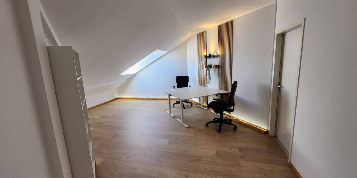 Gewerbeobjekt Regensburg Großprüfening-Dechbetten-Königswiesen - 2.250&euro; | Angebot:25724467