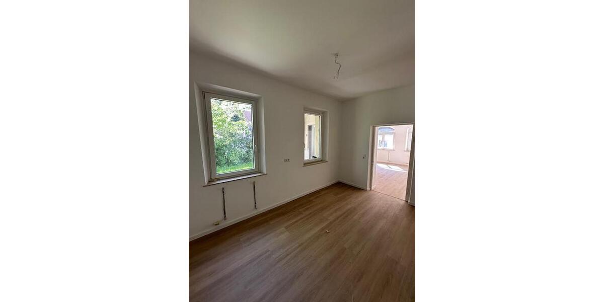 Erdgeschoßwohnung Nürnberg Holzheim - 3 Zimmer, 83 m&sup2;, 1.150&euro; | Angebot:26423277