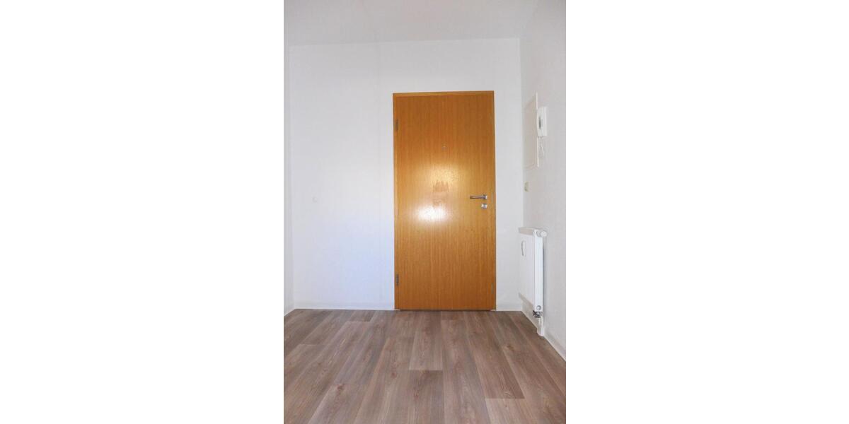 Dachgeschoßwohnung Sondershausen - 3 Zimmer, 71 m&sup2;, 330&euro; | Angebot:25512317