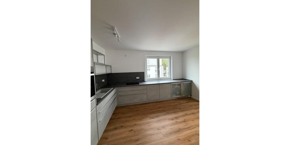Etagenwohnung Zossen - 3 Zimmer, 90 m&sup2;, 1.265&euro; | Angebot:26568335