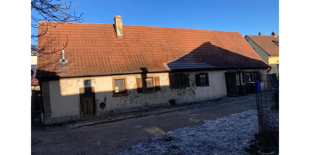 Einfamilienhaus Sugenheim Deutenheim - 9 Zimmer, 485 m&sup2;, 340&euro; | Angebot:24768398