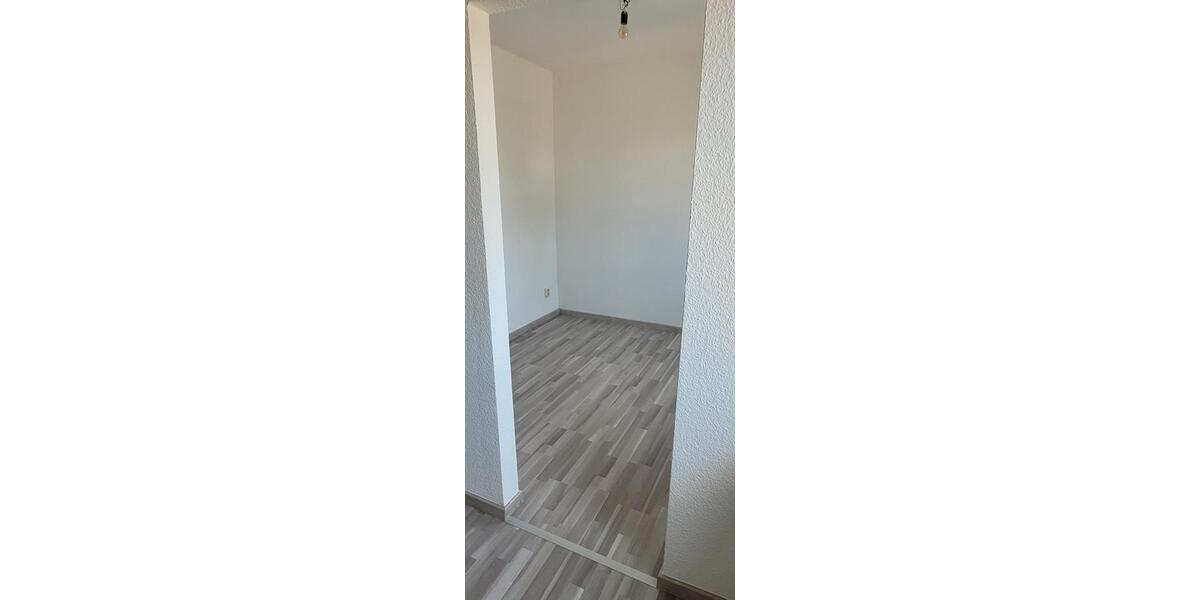 Etagenwohnung Mansfeld - 2 Zimmer, 42 m&sup2;, 285&euro; | Angebot:25431981