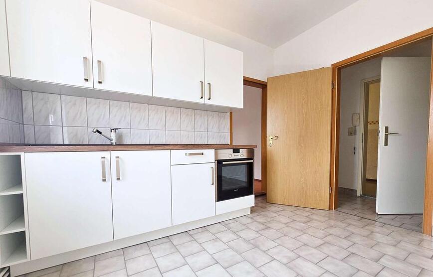 Helle 2-Zimmer-Wohnung mit Einbauküche in Stumsdorf