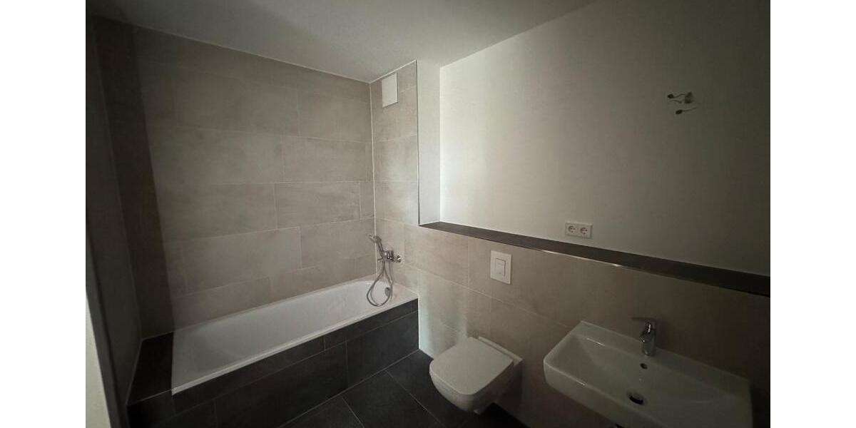 Etagenwohnung Brandenburg an der Havel Bahnhofsvorstadt - 3 Zimmer, 81 m&sup2;, 1.341&euro; | Angebot:25184374
