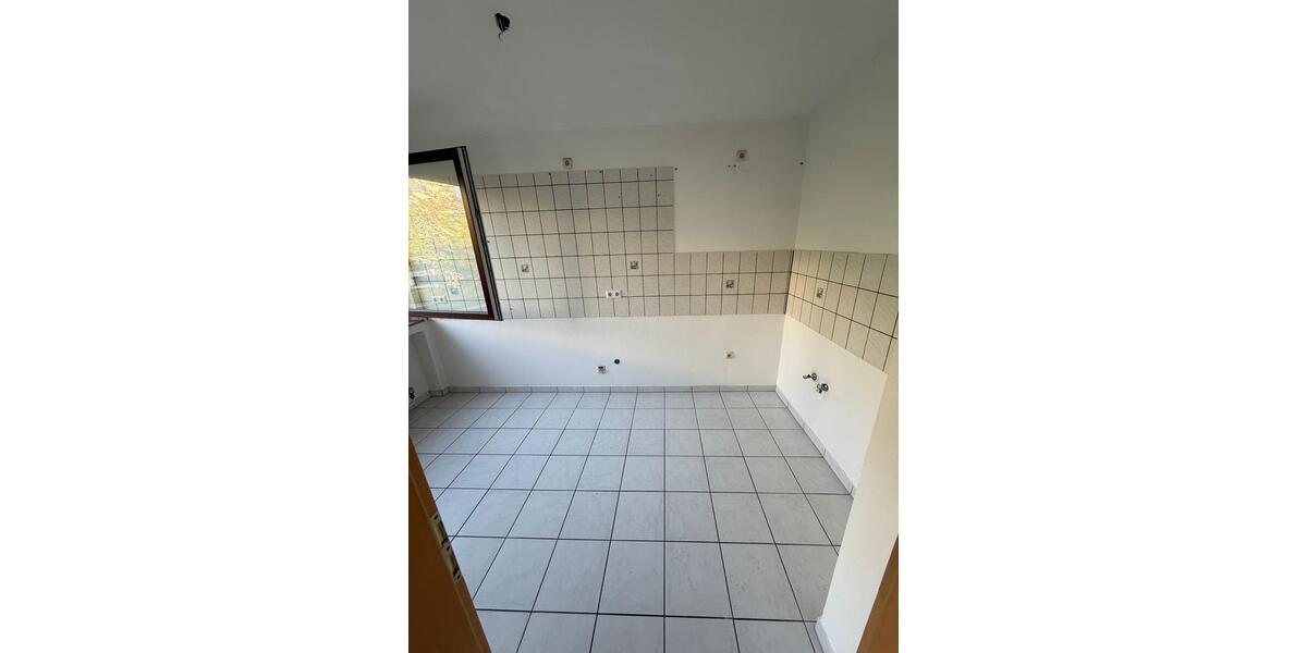 Etagenwohnung Köln Heimersdorf - 3 Zimmer, 78 m&sup2;, 1.300&euro; | Angebot:26579737