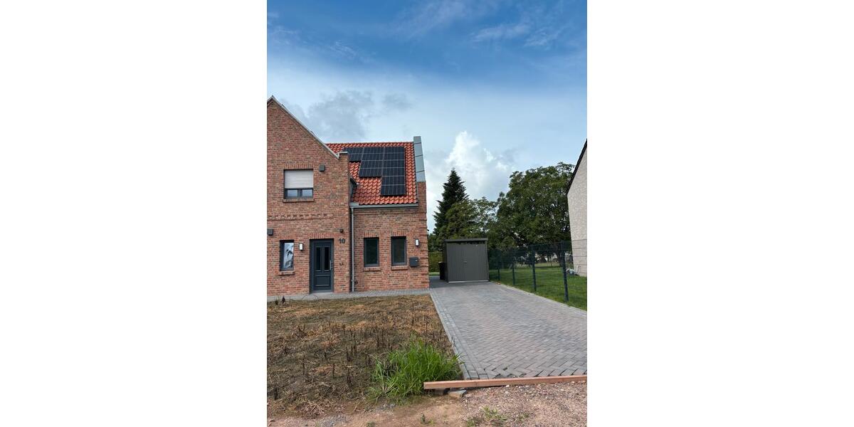 Exklusive Doppelhaushälfte in Drebber Neubau !!Schnellstmöglich!! 4 zimmer