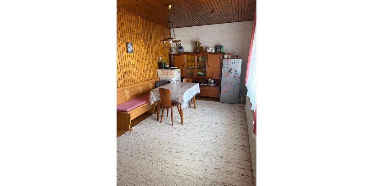 Einfamilienhaus Neunkirchen - 4 Zimmer, 140 m&sup2;, 1.100&euro; | Angebot:25886368