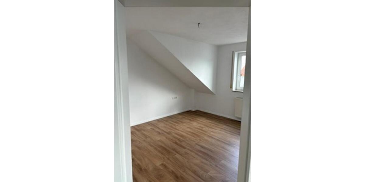 Dachgeschoßwohnung Dillingen an der Donau - 2 Zimmer, 53 m&sup2;, 820&euro; | Angebot:26676161