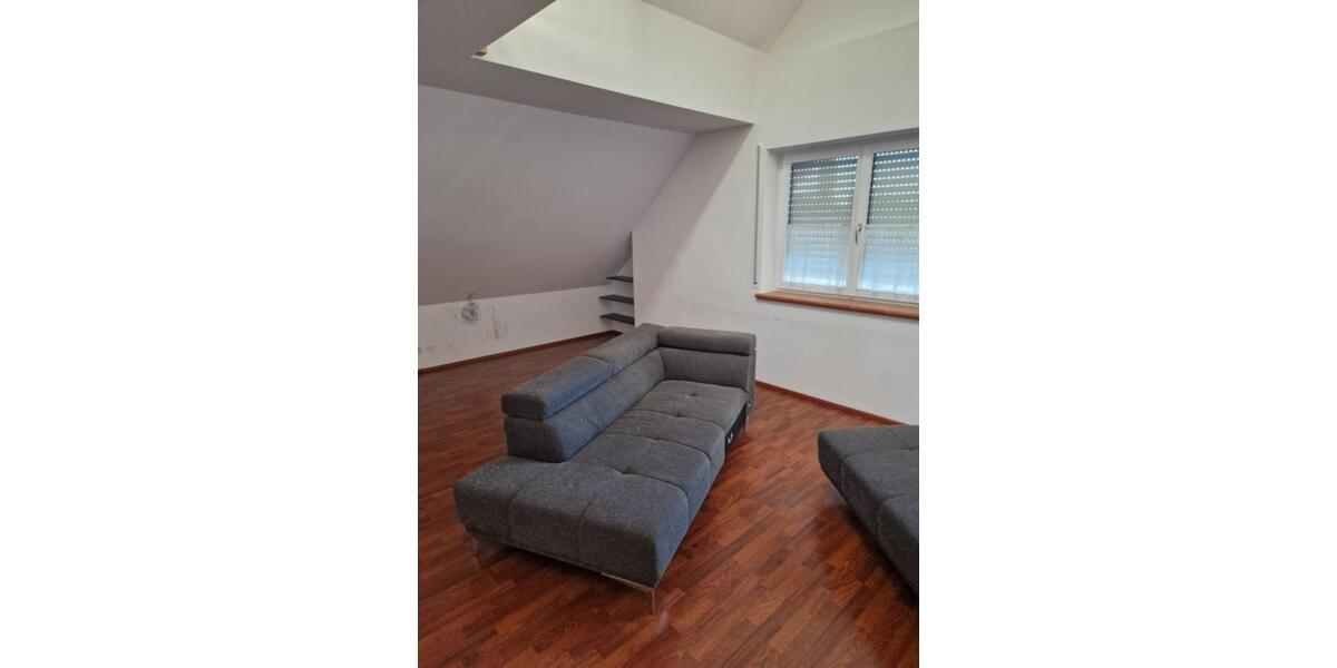 Dachgeschoßwohnung Allershausen - 1 Zimmer, 53 m&sup2;, 450&euro; | Angebot:25961687
