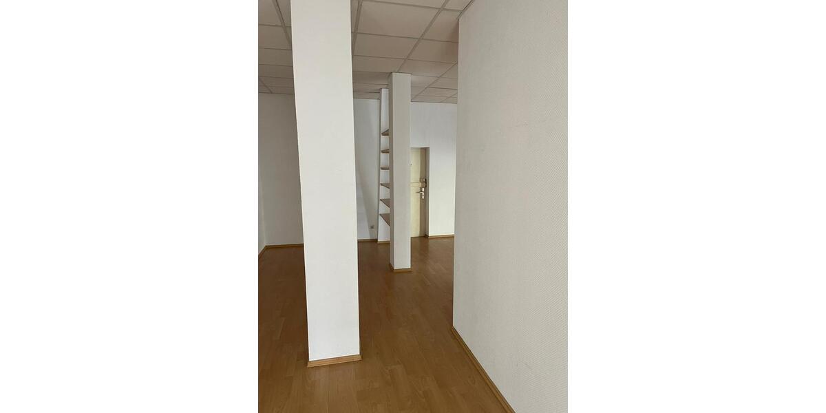 Etagenwohnung Holzminden - 3 Zimmer, 76 m&sup2;, 680&euro; | Angebot:25378937