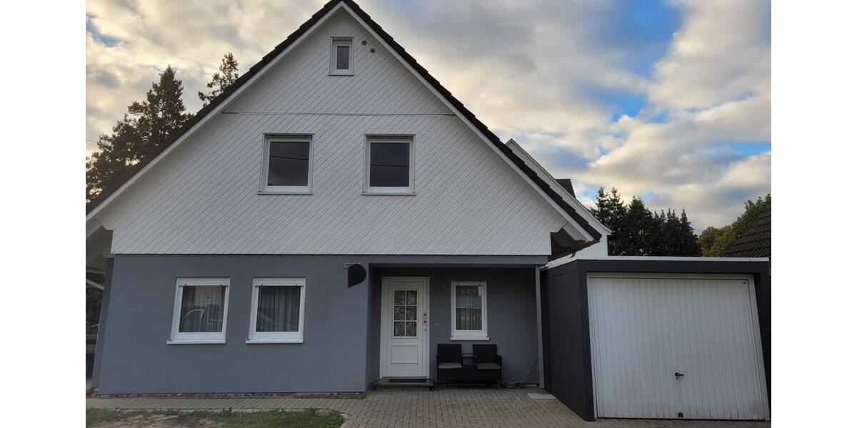 Einfamilienhaus mit Garage zu vermieten 5 zimmer