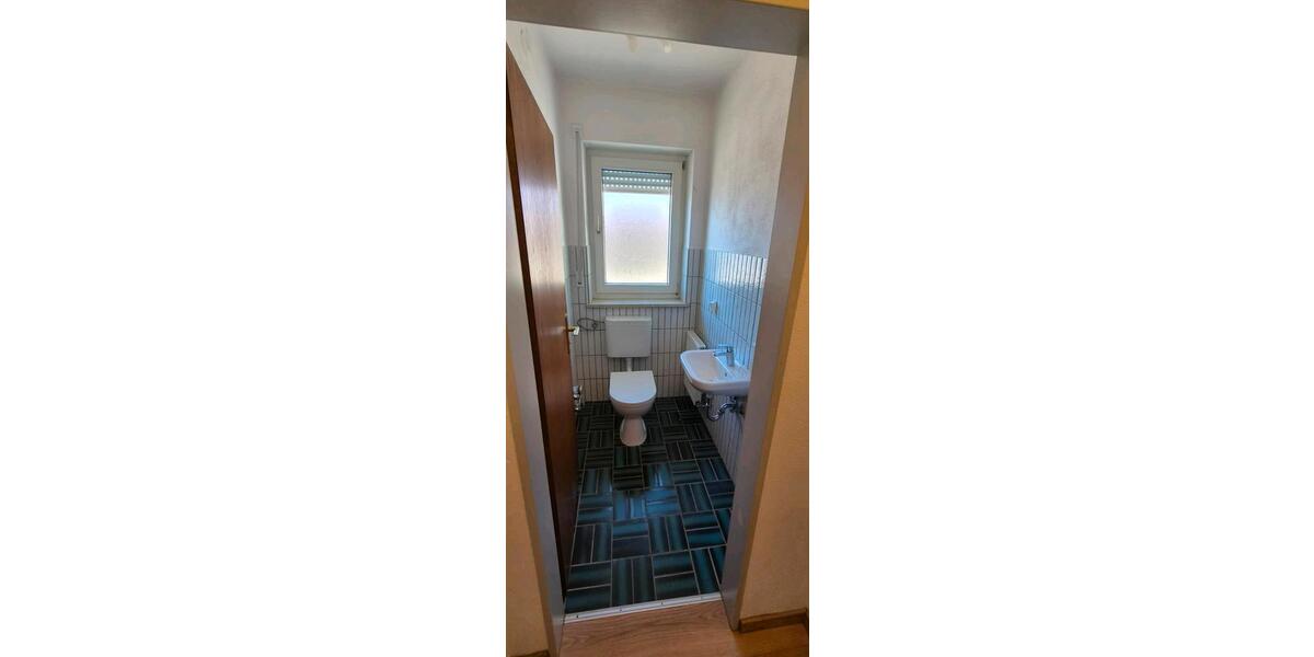 Etagenwohnung Garching an der Alz - 3.5 Zimmer, 150 m&sup2;, 1.200&euro; | Angebot:26448816