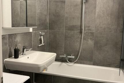 Wohnung München Bogenhausen - 5 Zimmer, 10 m&sup2;, 620&euro; | Angebot:25058213