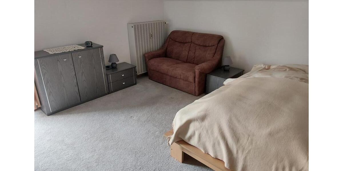 Dachgeschoßwohnung Dillingen an der Donau - 3.5 Zimmer, 65 m&sup2;, 840&euro; | Angebot:26611701