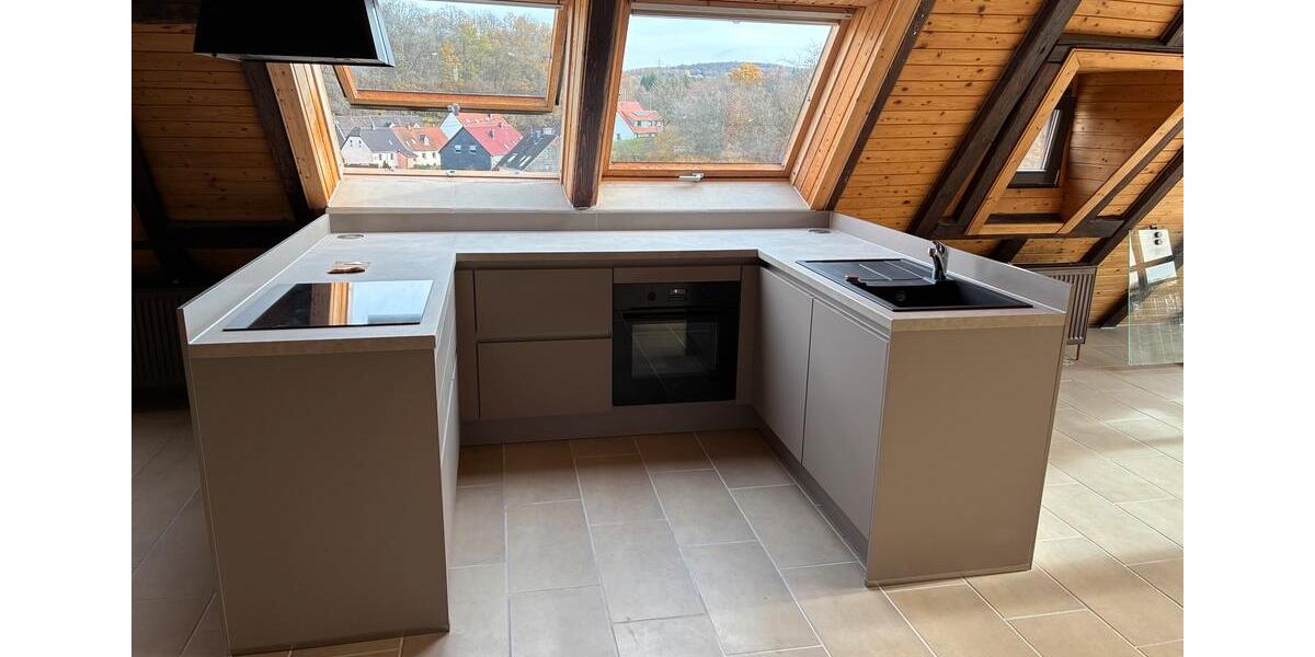 Dachgeschoßwohnung Berschweiler bei Baumholder - 1 Zimmer, 120 m&sup2;, 1.200&euro; | Angebot:24753409