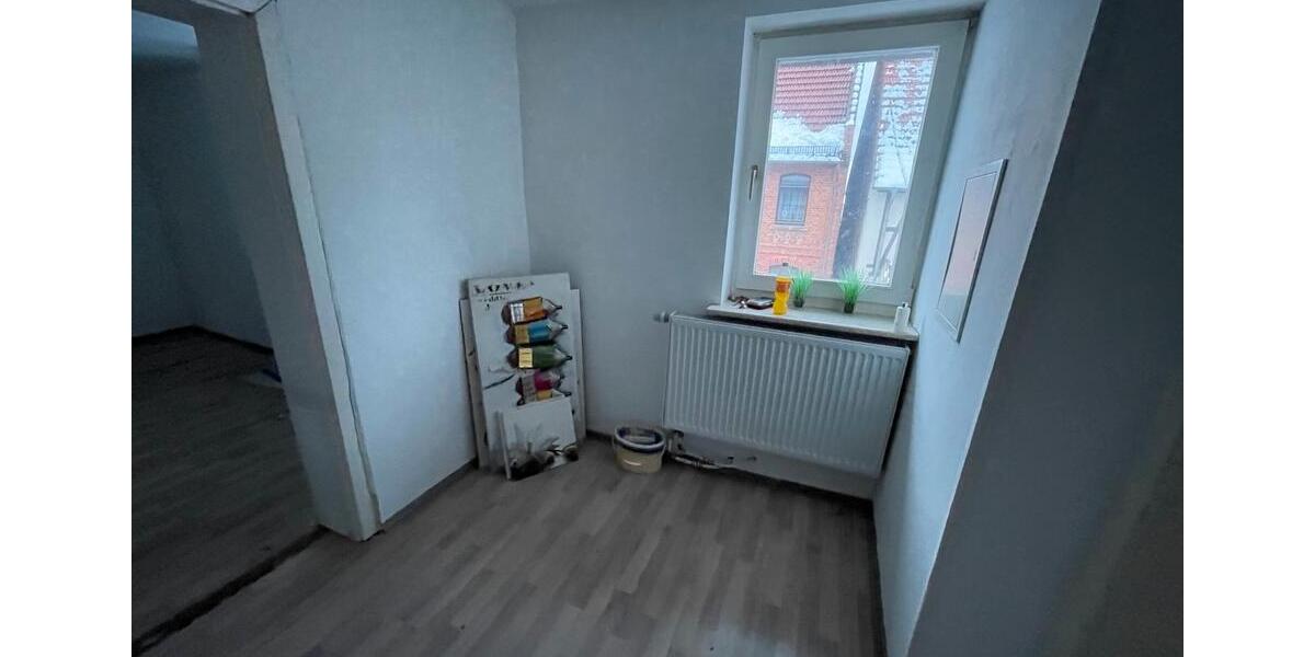 Etagenwohnung Breuna - 3 Zimmer, 73 m&sup2;, 670&euro; | Angebot:24731770