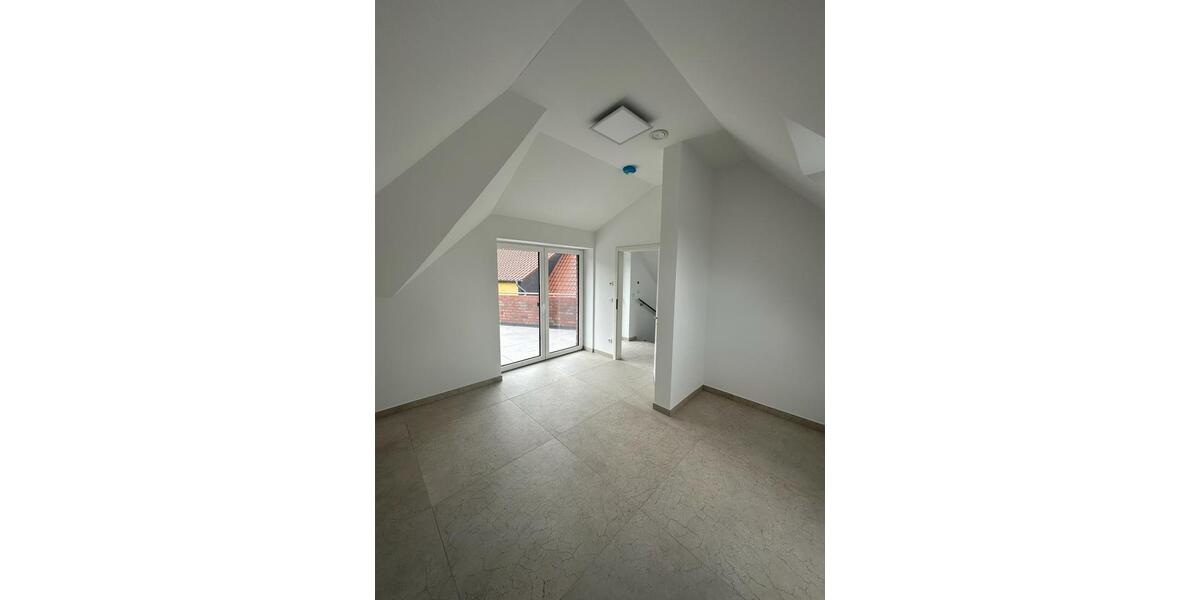 Terrassenwohnung Uelzen - 4 Zimmer, 110 m&sup2;, 1.700&euro; | Angebot:26611295