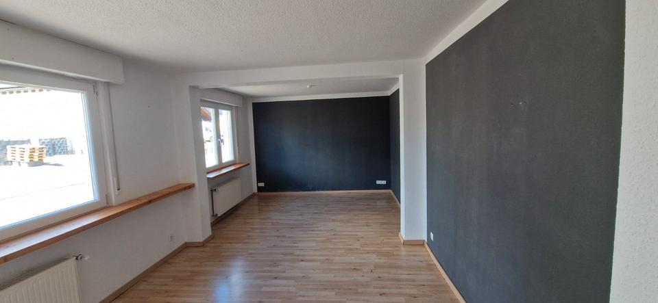 Etagenwohnung Koblenz Karthause - 4 Zimmer, 100 m&sup2;, 1.310&euro; | Angebot:26236223