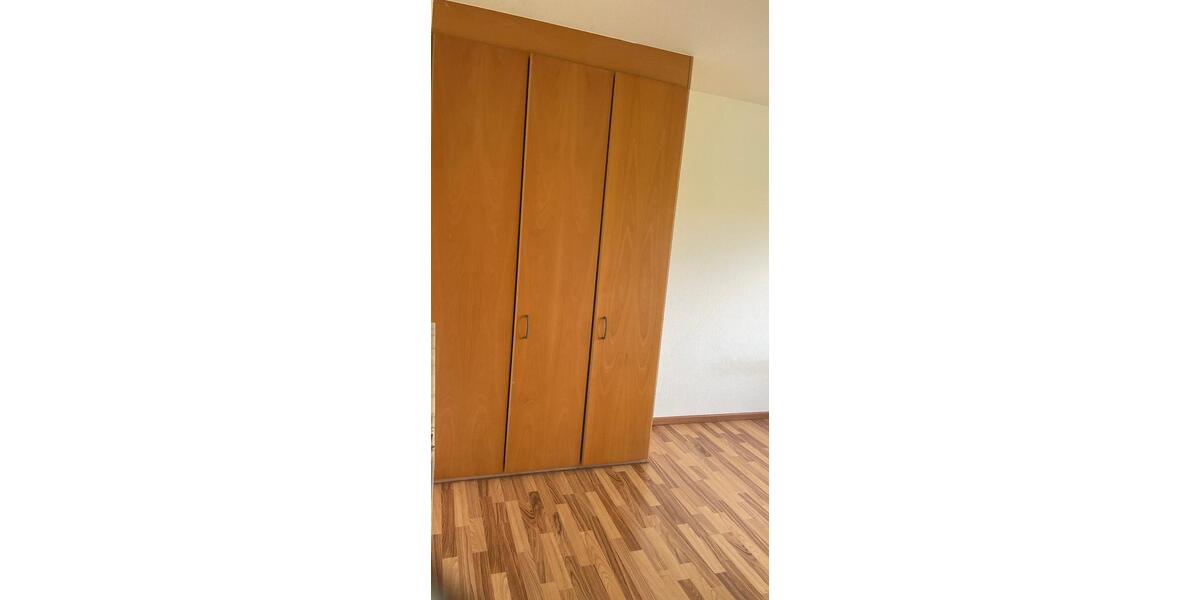 Reihenhaus Kitzingen - 5 Zimmer, 174 m&sup2;, 1.250&euro; | Angebot:26237536