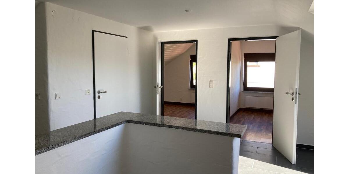 Dachgeschoßwohnung Ulmen - 3 Zimmer, 50 m&sup2;, 450&euro; | Angebot:26047390