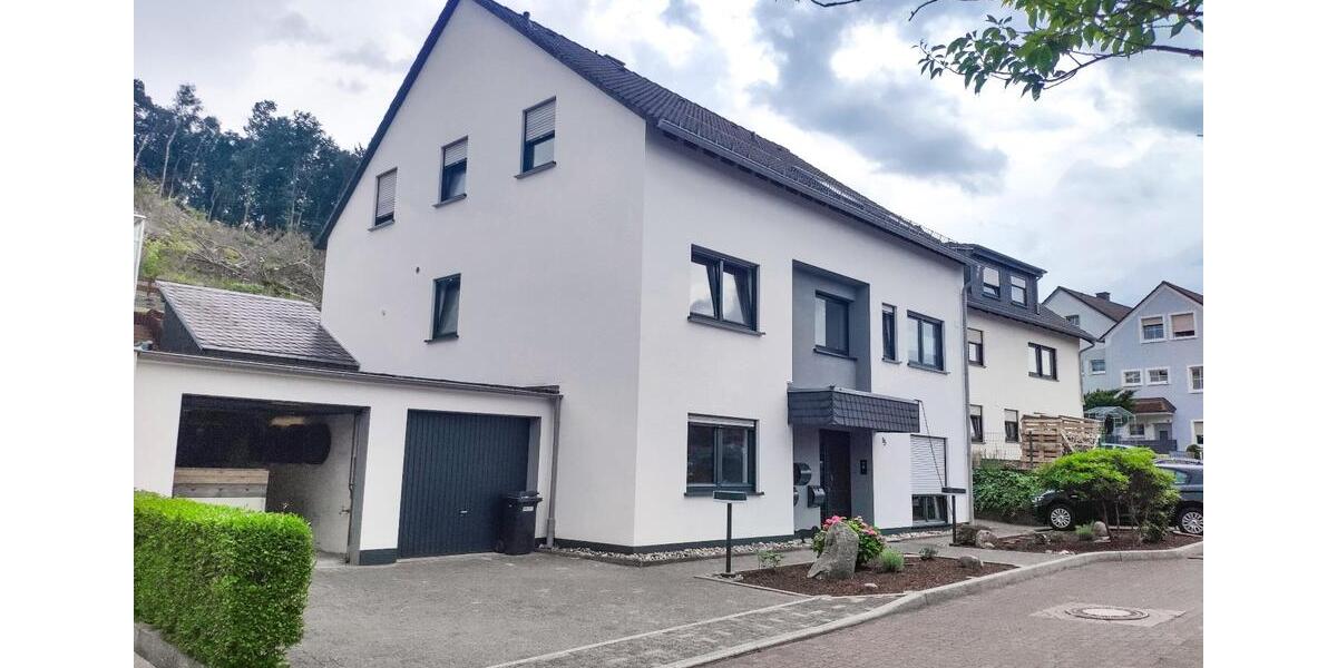 Etagenwohnung Lüdenscheid Brügge - 4 Zimmer, 120 m&sup2;, 1.199&euro; | Angebot:26552508