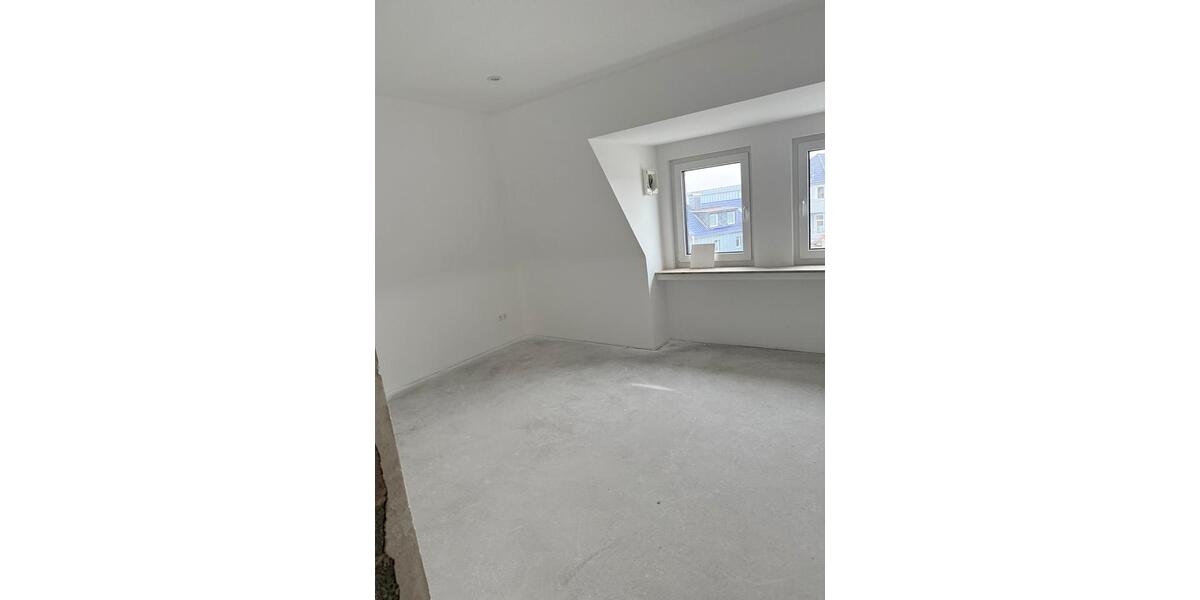 Dachgeschoßwohnung Bad Pyrmont - 3 Zimmer, 80 m&sup2;, 800&euro; | Angebot:24841335