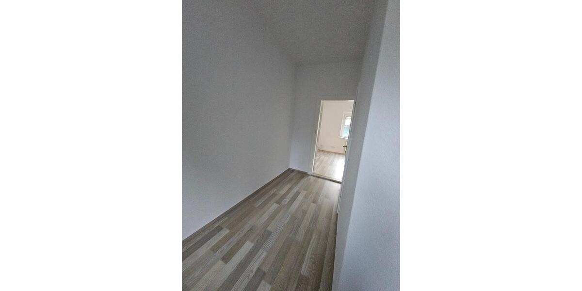 Erdgeschoßwohnung Lauchhammer - 3 Zimmer, 53 m&sup2;, 318&euro; | Angebot:25918268