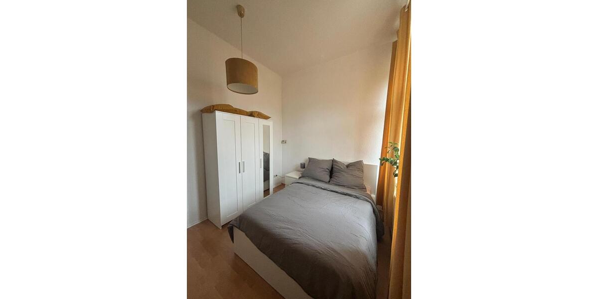 KOMPLETT EINGERICHTETE 3ER-WG IN FRANKFURT BOCKENHEIM 1 zimmer